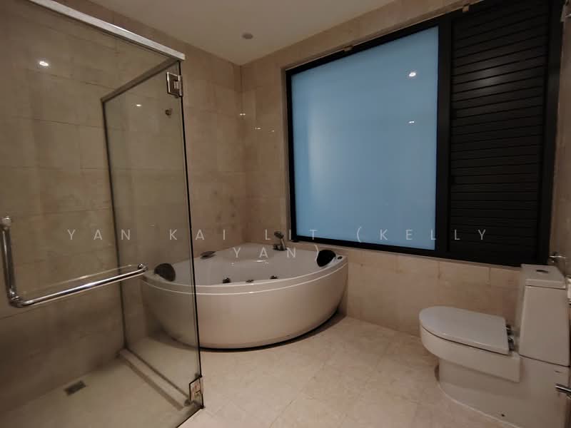 Rumah Banglo untuk Dijual di Twin Palms Kemensah (Melawati) - Yan Kai Lit (Kelly Yan) - Master bathroom Jacuzzi - PropertyGuru.com.my