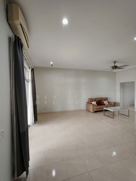 2-storey Terraced House for Rent in Setia Alam (Selangor) - Veni Foo Yoke Fuang - Living Room - PropertyGuru.com.my