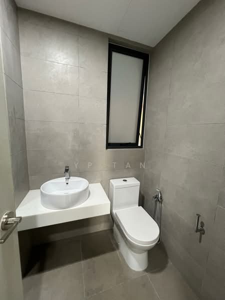 Condominium for Rent at Kuchai Sentral - YP Tan - Bathroom - PropertyGuru.com.my