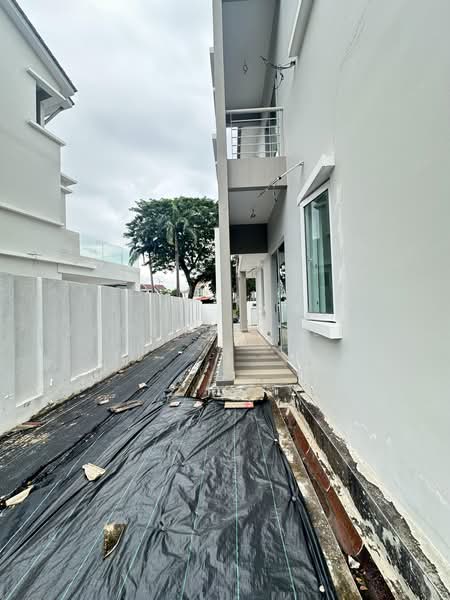 Rumah Berkembar untuk Dijual di Sungai Ara (Penang) - Jacyntha Lee - PropertyGuru.com.my