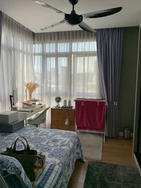Condominium for Sale at Vivo Residential Suites - Nicholas Tan - Bedroom - PropertyGuru.com.my
