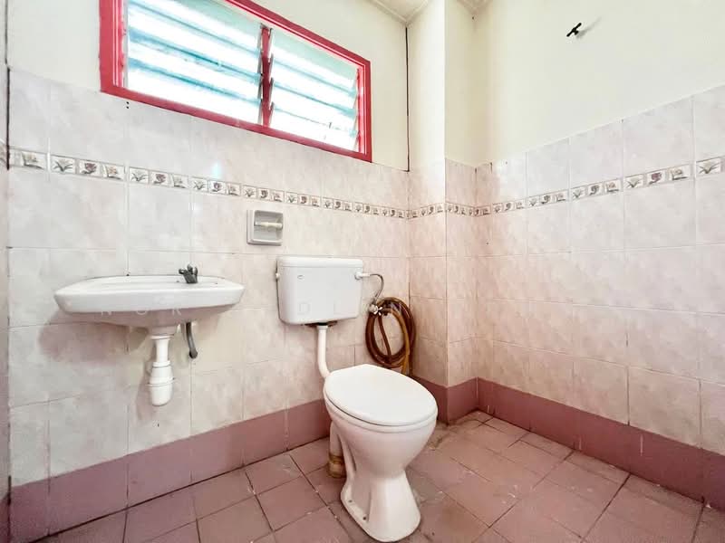 2-storey Terraced House for Sale in Taman Pelangi Semenyih (Semenyih) - Nor Azdlin Adnan - PropertyGuru.com.my