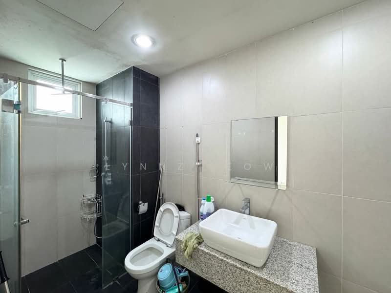 Condominium for Rent at Vertiq - Lynnz Seow - Bathroom - PropertyGuru.com.my