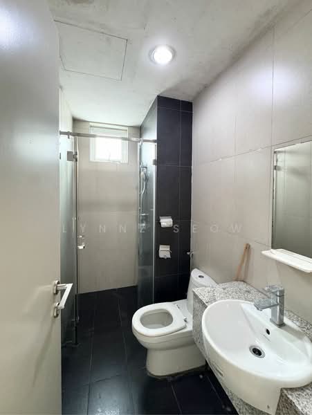 Condominium for Rent at Vertiq - Lynnz Seow - Bathroom - PropertyGuru.com.my