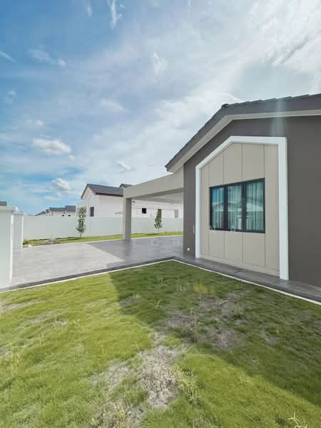 Bungalow for Sale in Taman Pekatra Indah (Simpang Ampat) - Christina Loh - PropertyGuru.com.my