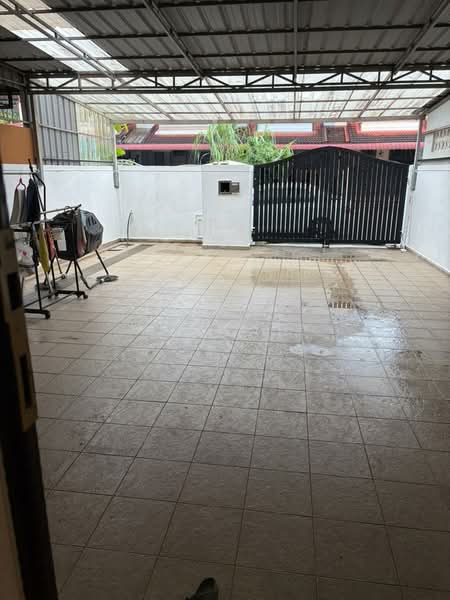 Rumah Teres 2 Tingkat untuk Disewa di Taman Setia Indah (Tebrau) - LZ Lau - Exterior - PropertyGuru.com.my