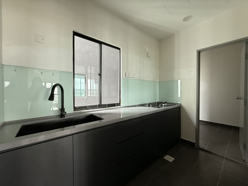 Servis Apartment untuk Dijual di G Residence - Eliin Loo - Kitchen - PropertyGuru.com.my