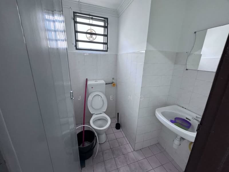 Shop / Office for Rent in Bandar Sunway Seberang Jaya (Seberang Jaya) - Jane Ng - Bathroom - PropertyGuru.com.my