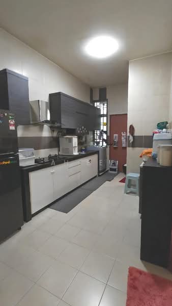2-storey Terraced House for Sale in Taman Bestari Indah (Ulu Tiram) - Ah Bee - Kitchen - PropertyGuru.com.my