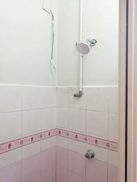 Rumah Teres 2 Tingkat untuk Disewa di Bukit Rahman Putra (Sungai Buloh) - Eunice Lai - Bathroom - PropertyGuru.com.my