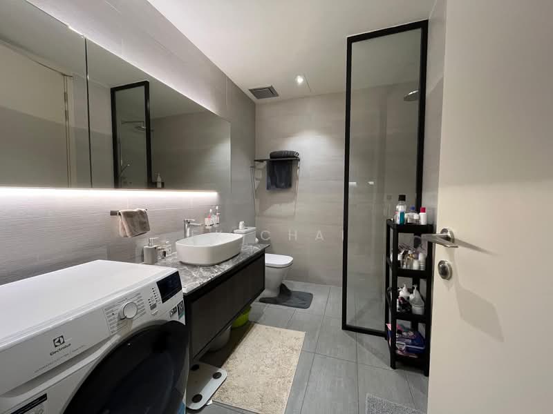 Servis Apartment untuk Disewa di Residensi Solaris Parq - EK Chai - Bathroom - PropertyGuru.com.my