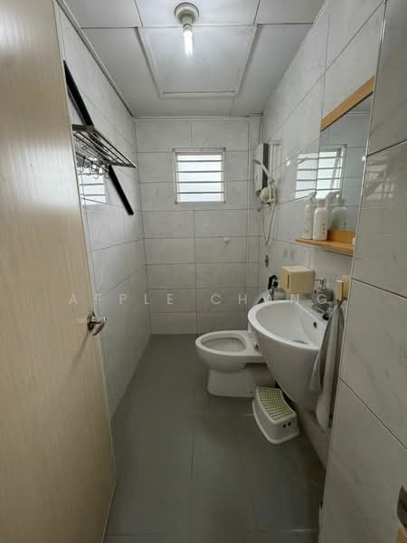 Townhouse for Rent in Bukit Rimau (Shah Alam) - Apple Chang - Bathroom - PropertyGuru.com.my
