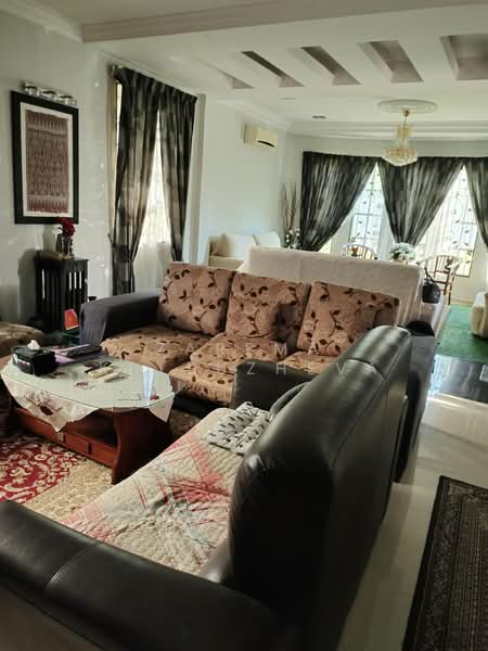 Rumah Banglo untuk Dijual di Rawang (Selangor) - Zarema Kulbuzheva - Living Room - PropertyGuru.com.my