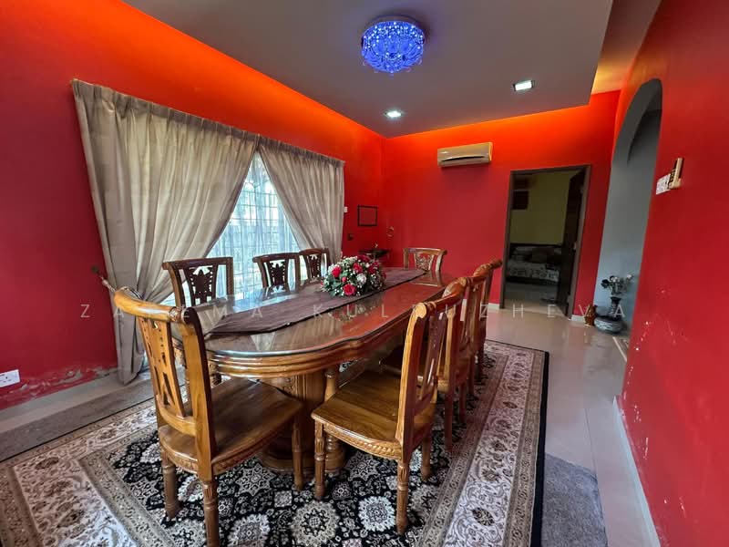 Rumah Banglo untuk Dijual di Rawang (Selangor) - Zarema Kulbuzheva - Dining Room - PropertyGuru.com.my