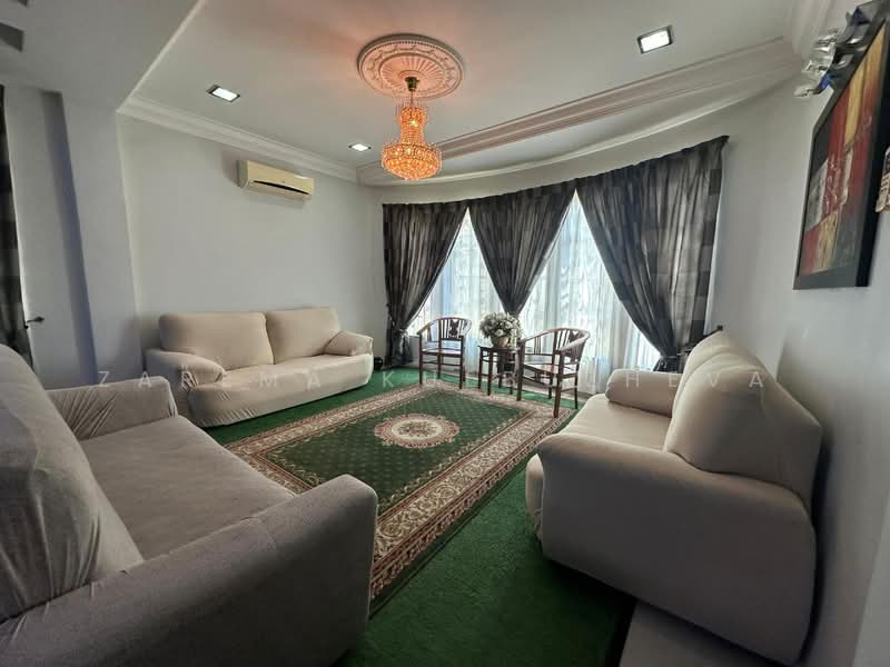 Rumah Banglo untuk Dijual di Rawang (Selangor) - Zarema Kulbuzheva - Living Room - PropertyGuru.com.my