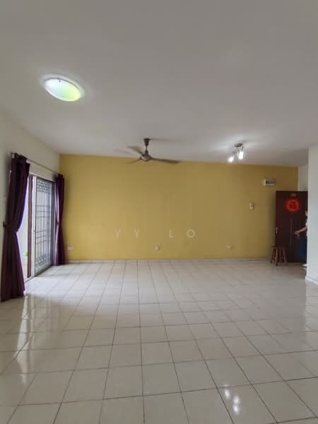 Apartment for Sale at Bayu Puteri - YY Lo - Living Room - PropertyGuru.com.my