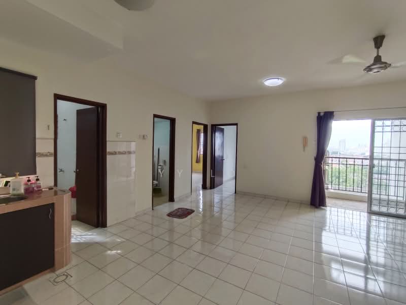 Apartment for Sale at Bayu Puteri - YY Lo - Living Room - PropertyGuru.com.my