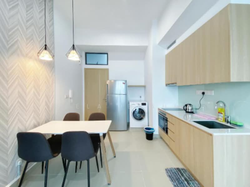 Servis Apartment untuk Disewa di The Colony @ KLCC - Deela Ibrahim - Kitchen - PropertyGuru.com.my