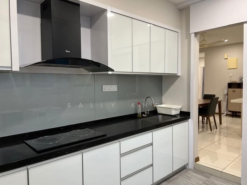 Kondominium untuk Disewa di The Latitude Condominium - Sally Khoo - Kitchen - PropertyGuru.com.my