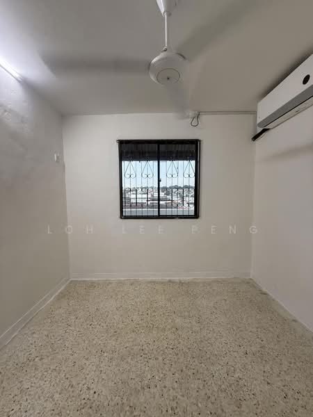 Rumah Flat untuk Disewa di Flat Taman Ungku Tun Aminah - Loh Lee Peng - PropertyGuru.com.my