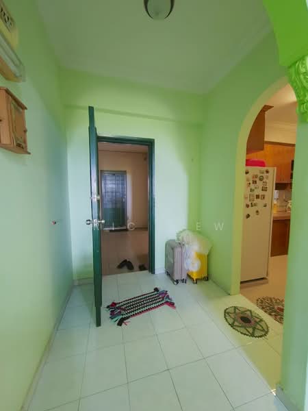 Condominium for Sale at Forest Green - Eric Liew - Entrance - PropertyGuru.com.my