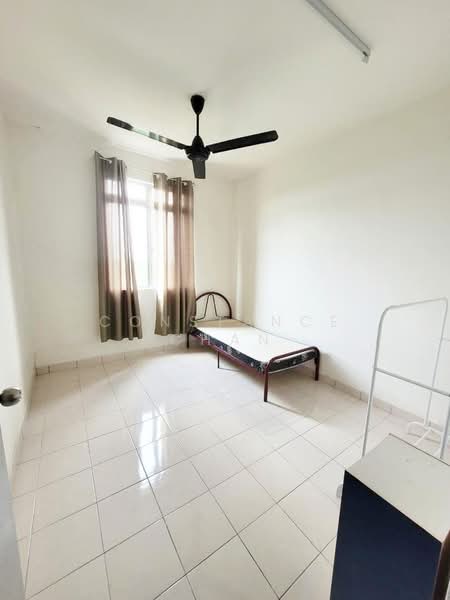 Pangsapuri untuk Dijual di Denai Nusantara Apartment - Constance Chan - Bedroom - PropertyGuru.com.my