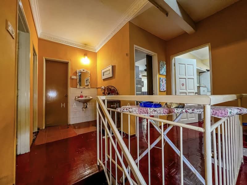 Rumah Teres 2.5 Tingkat untuk Dijual di Taman Equine (Seri Kembangan) - Hani Hamzah - Interior - PropertyGuru.com.my