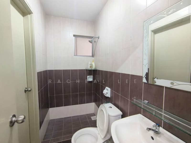 Terraced House for Sale in Sungai Long (Bandar Sungai Long) - Racheal Lee - Bathroom - PropertyGuru.com.my