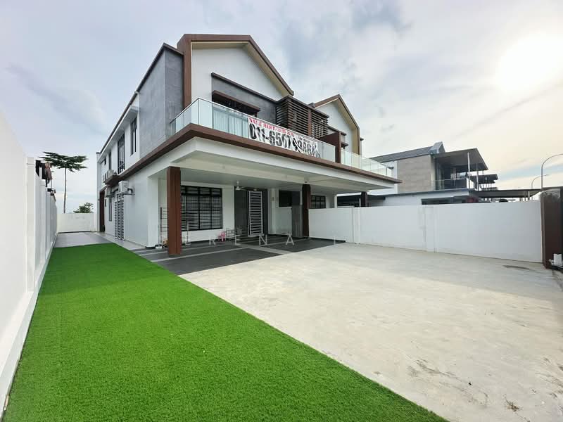 Semi-Detached House for Rent in Bandar Cemerlang (Ulu Tiram) - Serena Lai - PropertyGuru.com.my
