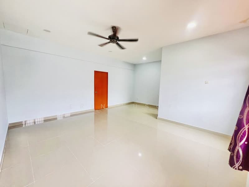 Rumah Teres 2 Tingkat untuk Disewa di Denai Alam (Shah Alam) - Erin Yusof - Living Room - PropertyGuru.com.my