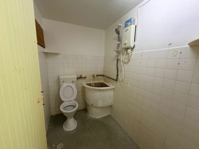 Rumah Teres 1 Tingkat untuk Dijual di Taman Tunku Yaakob (Alor Setar) - Ryan Ooi - Bathroom - PropertyGuru.com.my