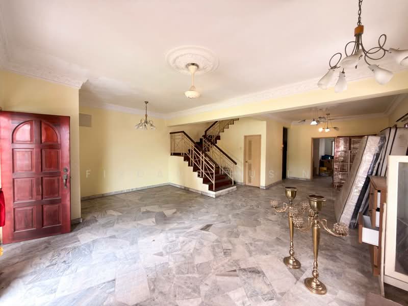 Rumah Teres 2 Tingkat untuk Dijual di Cheras (Selangor) - Firdaus Husin - Living Room - PropertyGuru.com.my