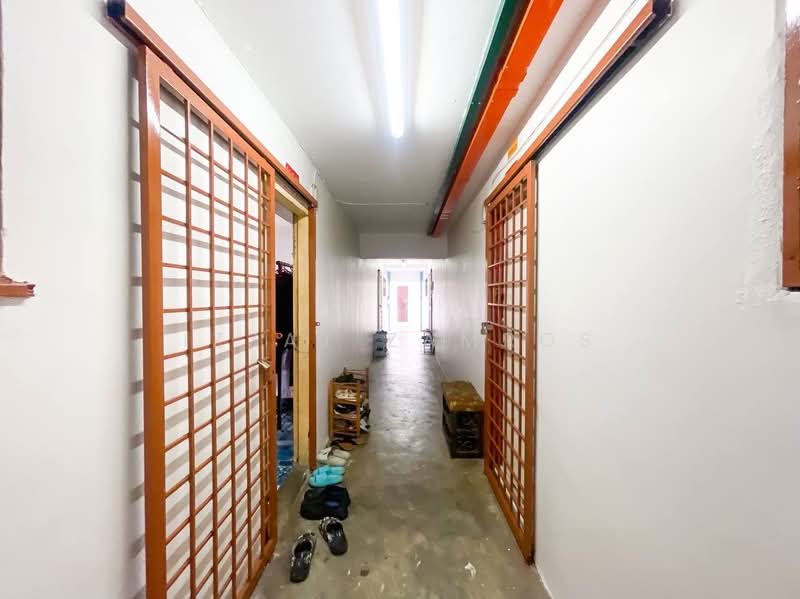Rumah Flat untuk Dijual di PPR Wangsa Sari - Izzat Zamros - Corridor - PropertyGuru.com.my