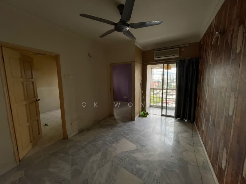 Apartment for Sale at Teratai Mewah Apartment Block 15,17,19,21 - CK Wong - Living Room - PropertyGuru.com.my