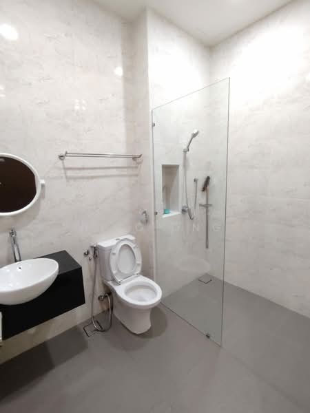 Rumah Kluster untuk Dijual di Taman Ekoflora (Johor Bahru) - Niko Ong - Bathroom - PropertyGuru.com.my