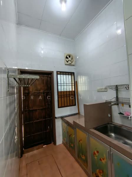 1-storey Terraced House for Rent in Johor Bahru (Johor) - Grace Chiew - Kitchen - PropertyGuru.com.my