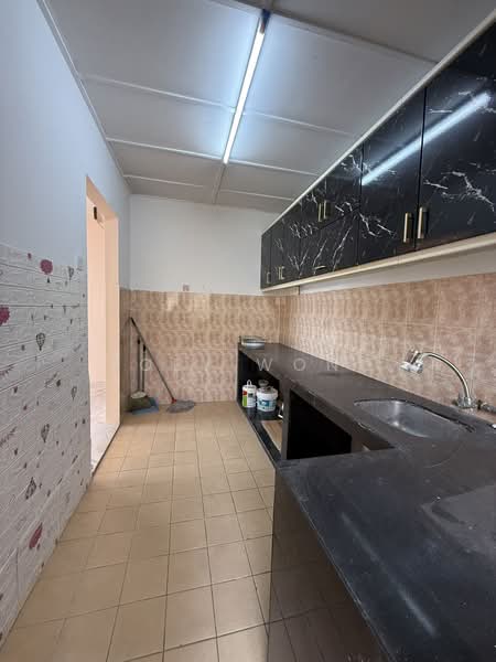 Apartment for Rent at Pangsapuri Saraka - Joey Wong - Kitchen - PropertyGuru.com.my