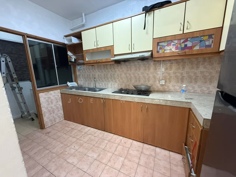 Pangsapuri untuk Disewa di Pangsapuri Saraka - Joey Wong - Kitchen - PropertyGuru.com.my