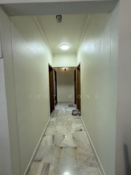 Pangsapuri untuk Disewa di Pangsapuri Saraka - Joey Wong - Corridor - PropertyGuru.com.my