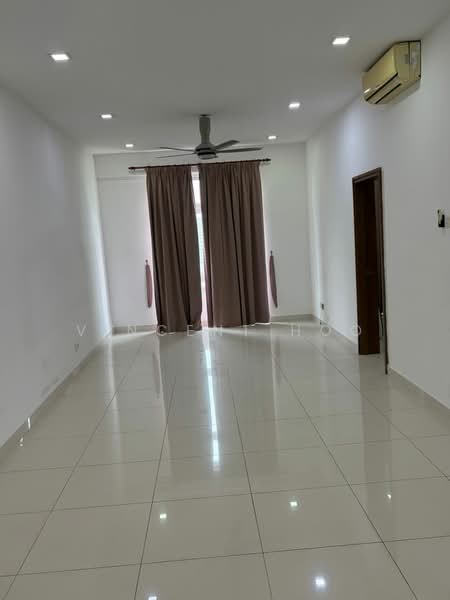 Condominium for Rent at Sri Putramas III / Royal Regent - Vincent Hoo - Living Room - PropertyGuru.com.my