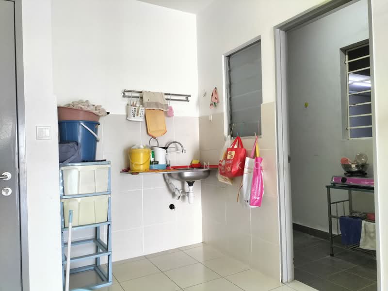 Condominium for Rent at Residensi Desa Satumas - Jocelyn Koh - Kitchen - PropertyGuru.com.my