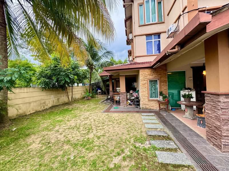 Rumah Teres 3 Tingkat untuk Dijual di U5, Taman Subang Bestari (Shah Alam) - Ahmad Muslim - PropertyGuru.com.my