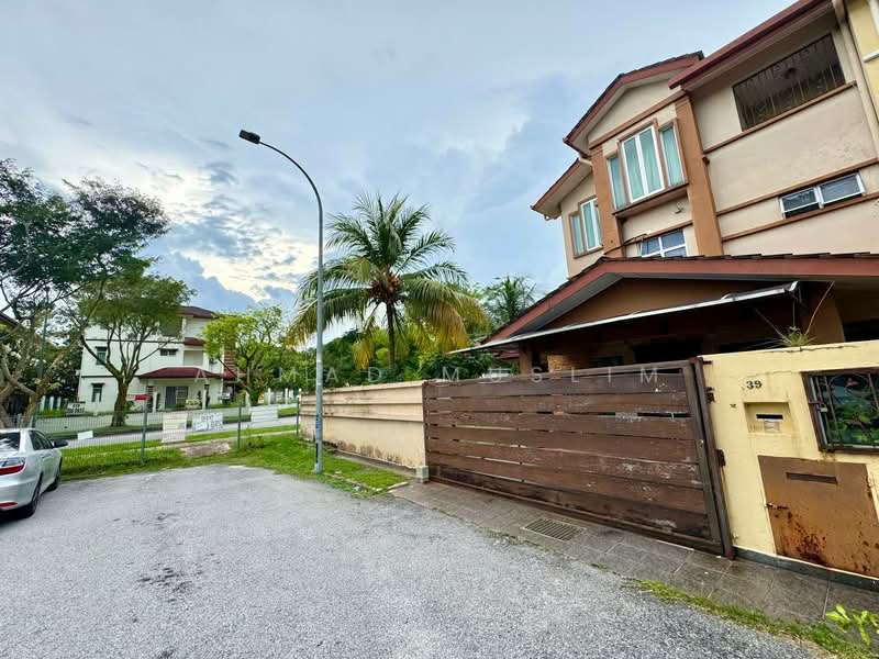 Rumah Teres 3 Tingkat untuk Dijual di U5, Taman Subang Bestari (Shah Alam) - Ahmad Muslim - PropertyGuru.com.my