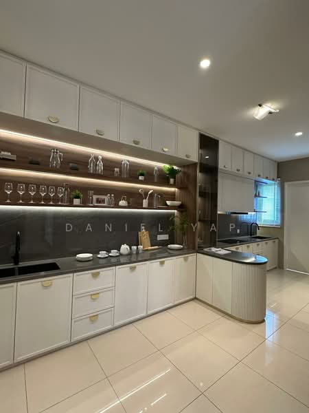 2-storey Terraced House for Sale in Bandar Gamuda Gardens (Rawang) - Daniel Yap - Kitchen - PropertyGuru.com.my