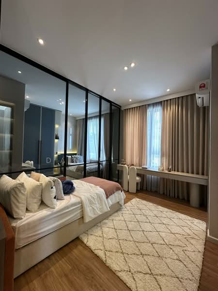 2-storey Terraced House for Sale in Bandar Gamuda Gardens (Rawang) - Daniel Yap - Master Bedroom - PropertyGuru.com.my
