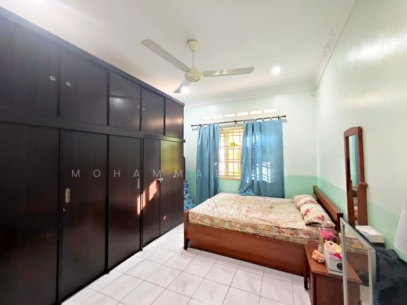 Semi-Detached House for Sale in Kuantan (Pahang) - Mohammad Azizi - PropertyGuru.com.my