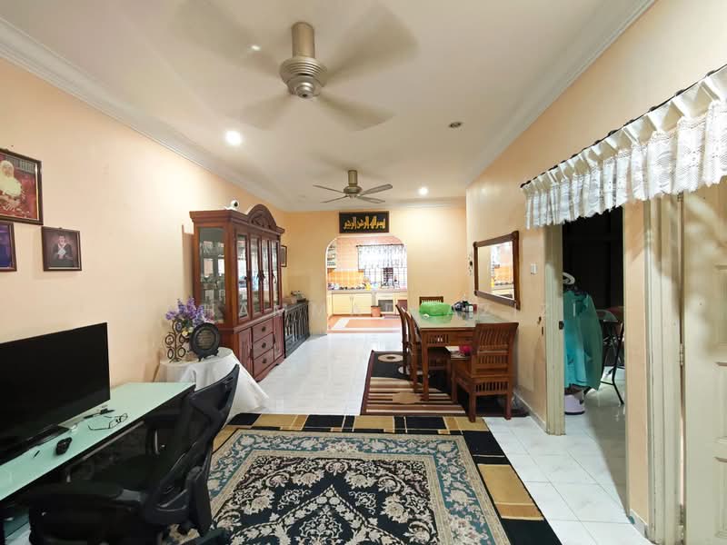 Semi-Detached House for Sale in Kuantan (Pahang) - Mohammad Azizi - PropertyGuru.com.my
