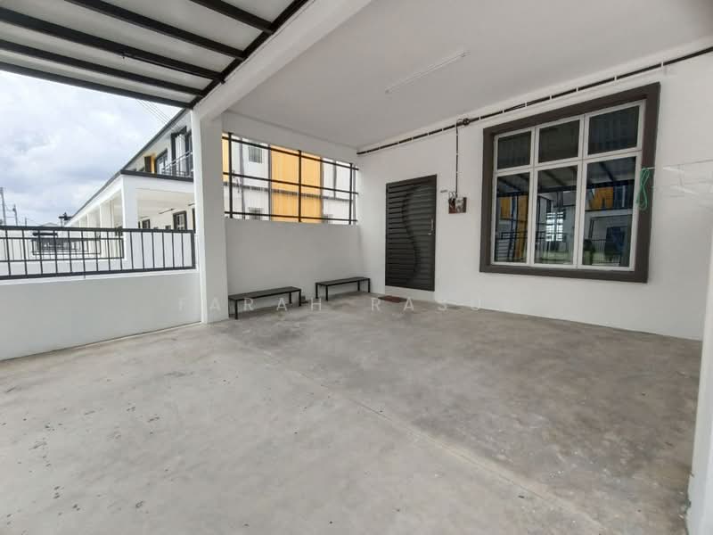 Rumah Teres 2 Tingkat untuk Disewa di Scientex Bandar Jasin (Jasin) - Farah Rasul - Exterior - PropertyGuru.com.my