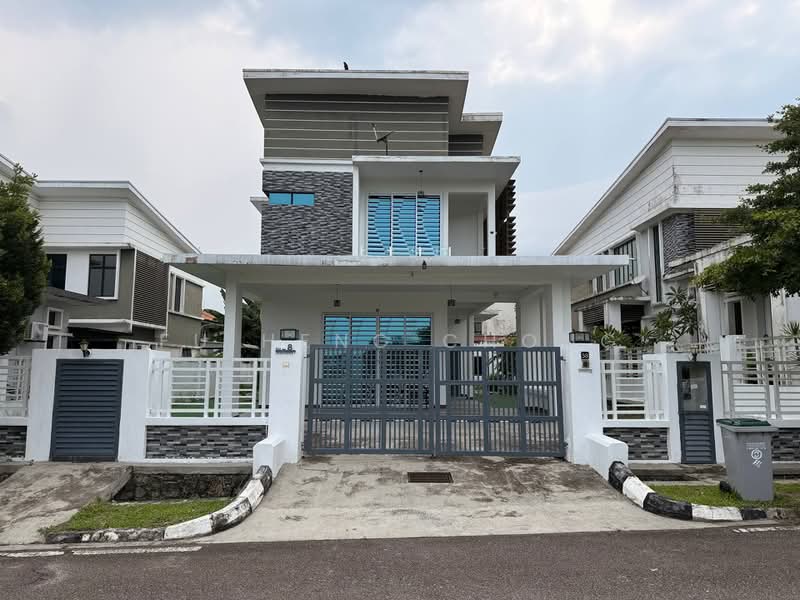 Bungalow for Sale in Taman Bukit Dahlia (Pasir Gudang) - Fu Heng Chong - Exterior - PropertyGuru.com.my