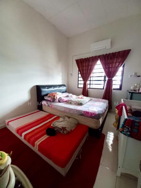 Rumah Berkembar untuk Dijual di Shah Alam (Selangor) - Ahmad Muslim - Bedroom - PropertyGuru.com.my
